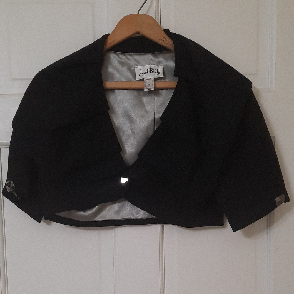 Joseph Ribkoff Elegant Black Cropped Jacket